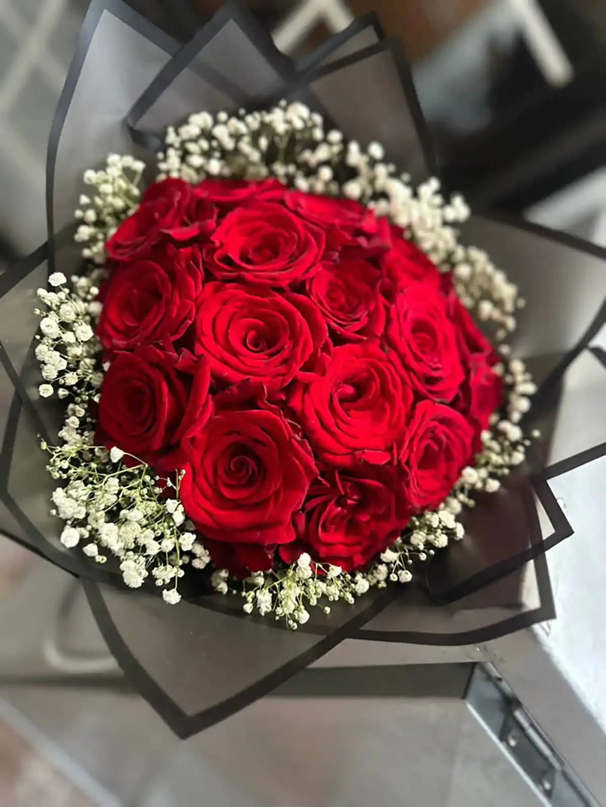 دسته گل رز قرمز برای تولد دسته گل رز قرمز برای سالگرد قیمت دسته گل رز قرمز لاکچری تزیین ساده دسته گل رز قرمز عکس دسته گل رز عاشقانه جدید دسته گل رز قرمز طبیعی سفارش 