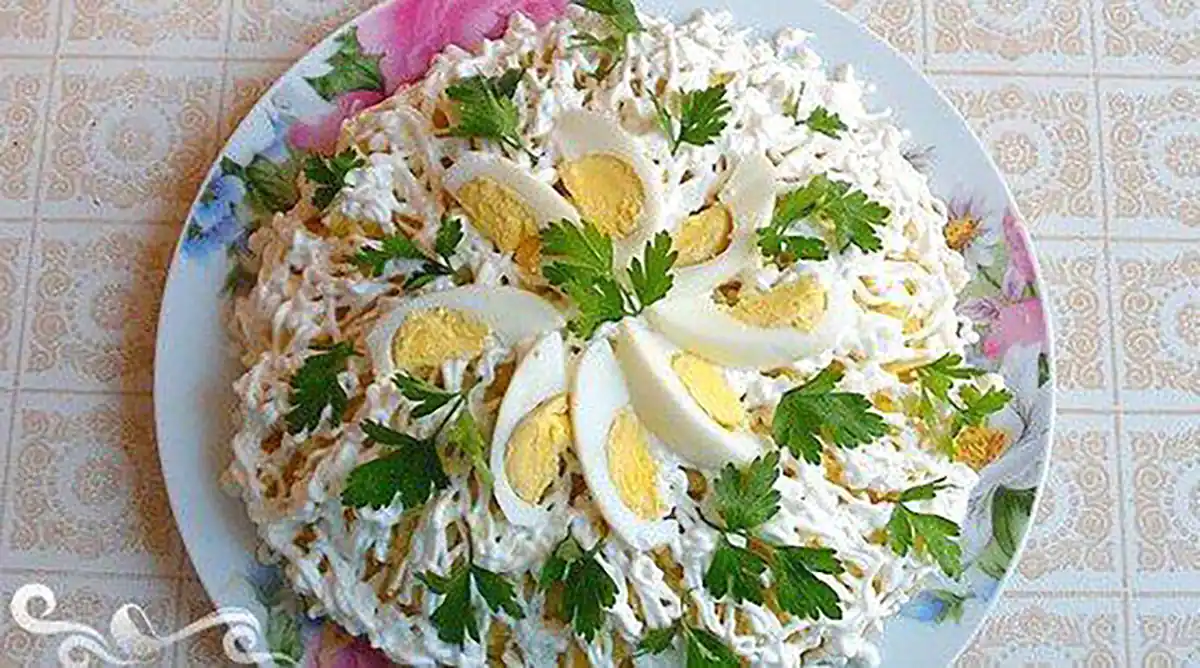 
طرز تهیه سالاد کاهو رژیمی
