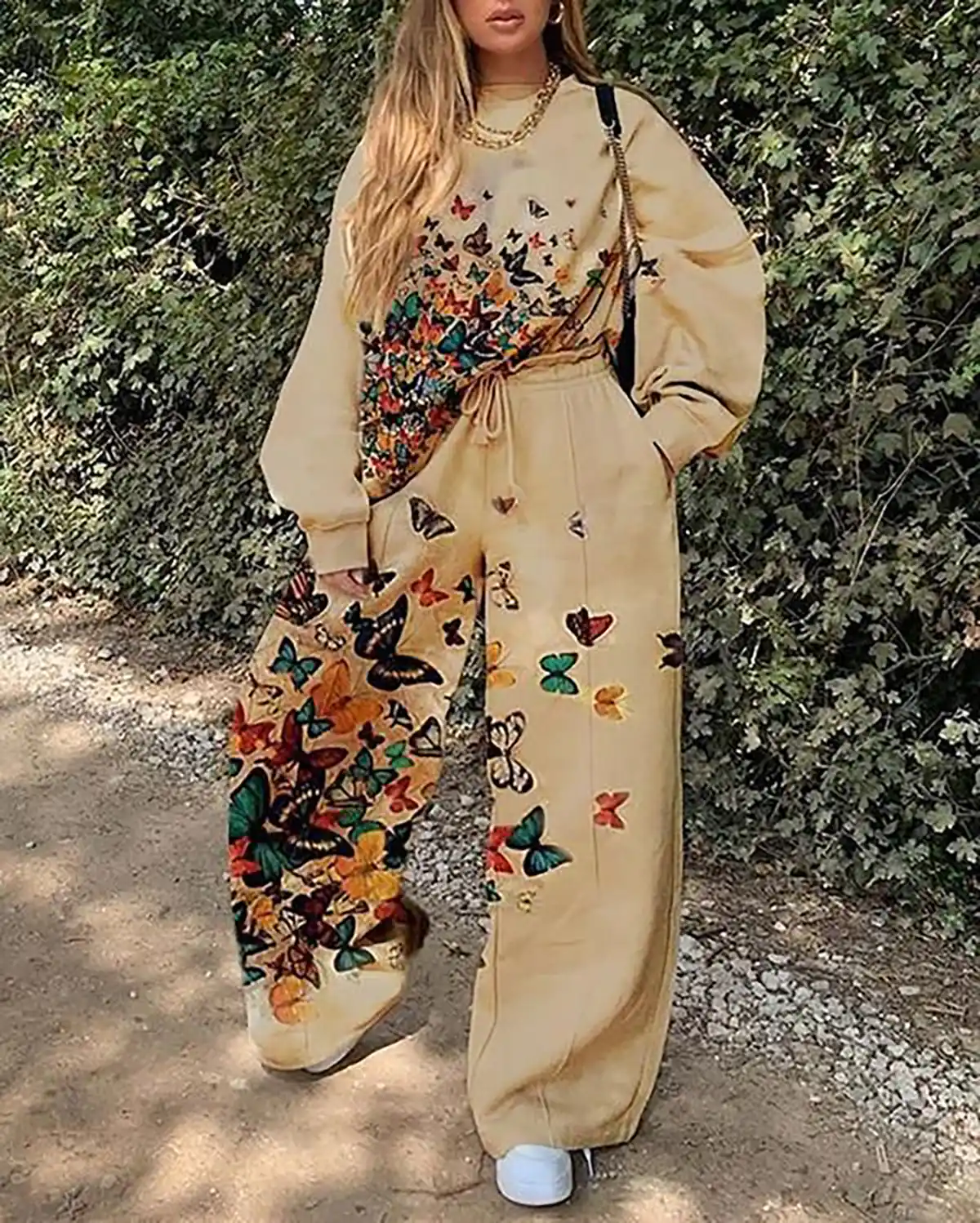 ست لباس زنانه
لباس ست اسپرت
لباس اسپرت دخترانه
ست اسپرت زنانه
ست لباس مردانه
استایل دخترانه خارجی
