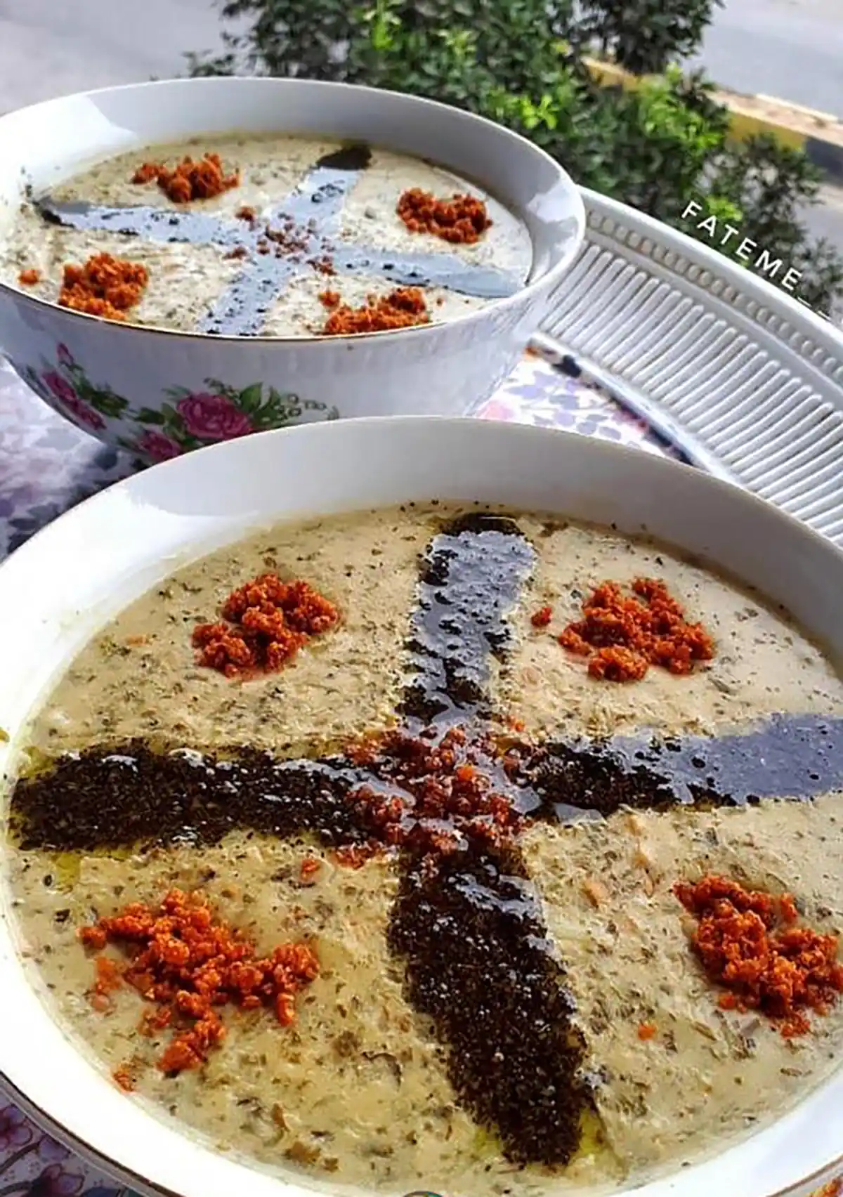تزیین آش رشته با کشک زعفرانی​ایده‌های تزیین آش رشته ساده​تزیین آش رشته برای مهمانی​نقش پیاز داغ در تزیین آش​
بهانه ی خوبش....
+5
Cookpad
+5
آرسس شف
+5تزیین آش رشته با حبوبات​استفاده از سبزیجات در تزیین آش​