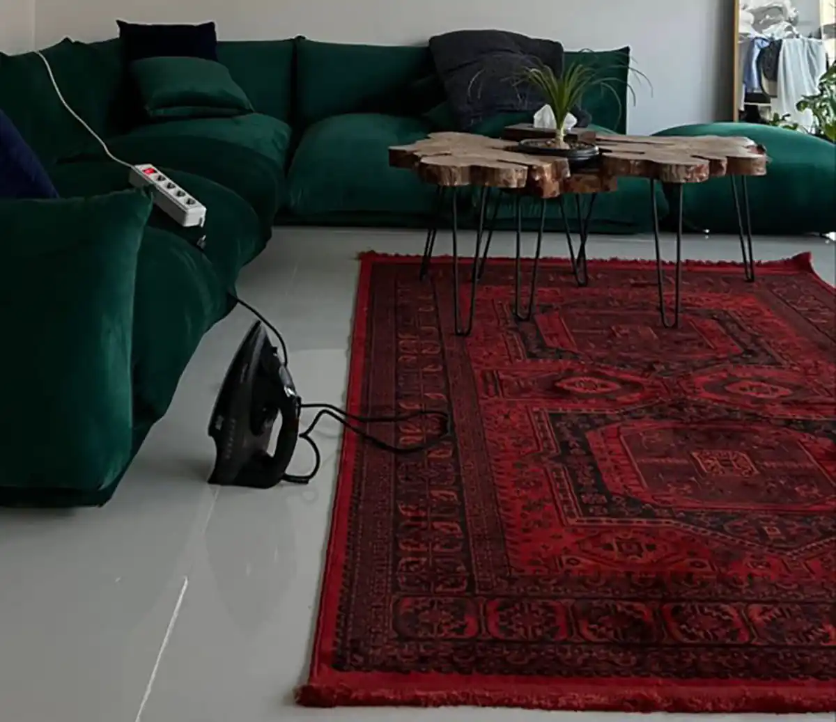 دکوراسیون سبز و قرمز
دکوراسیون سبز و طلایی
دکوراسیون سبز و کرم
دکوراسیون سبز و طوسی
مبل سبز درباری
مبل سبز و کرم