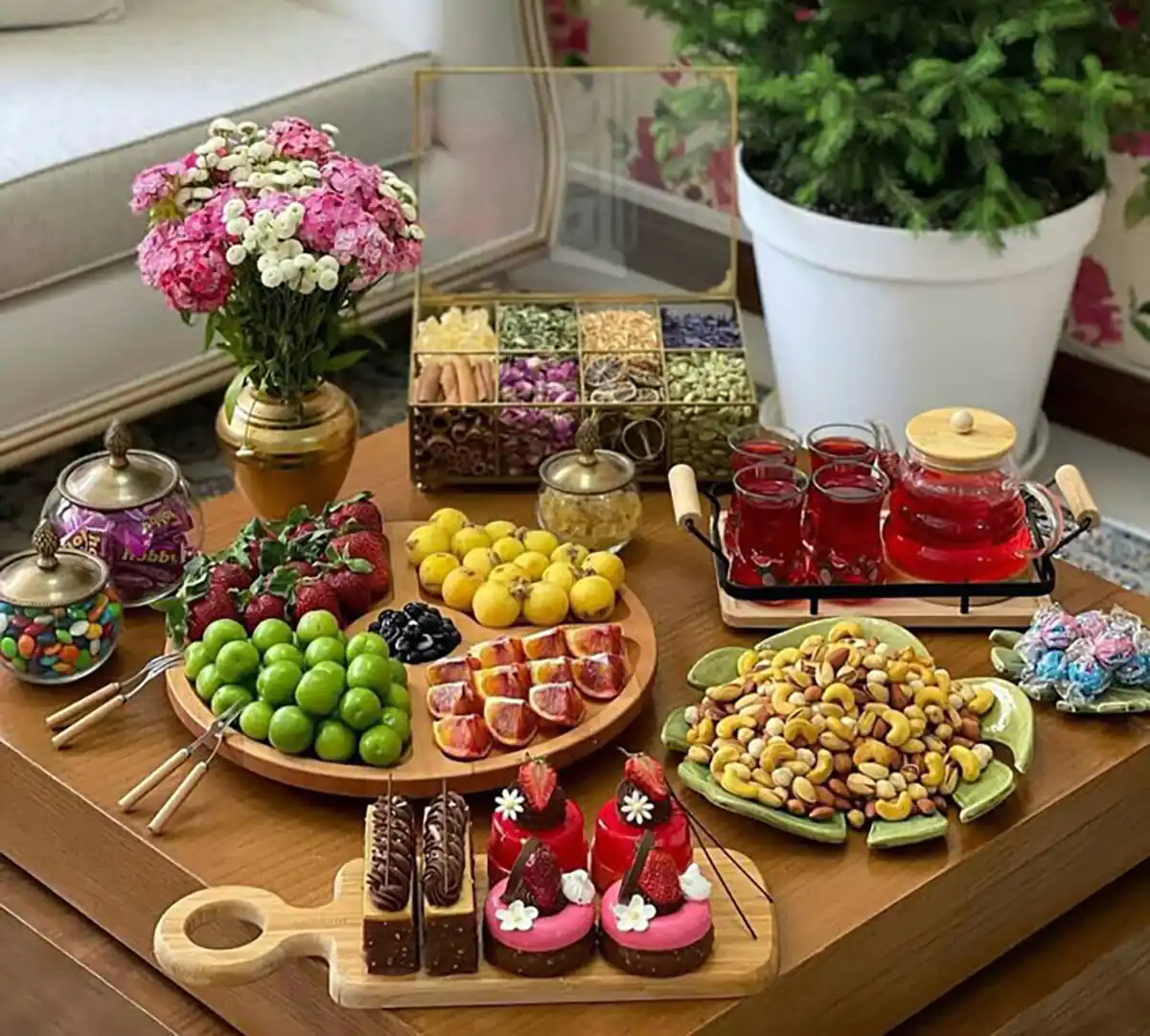 غذاهای سرد برای مهمانی عصرانه
پذیرایی عصرانه لاکچری