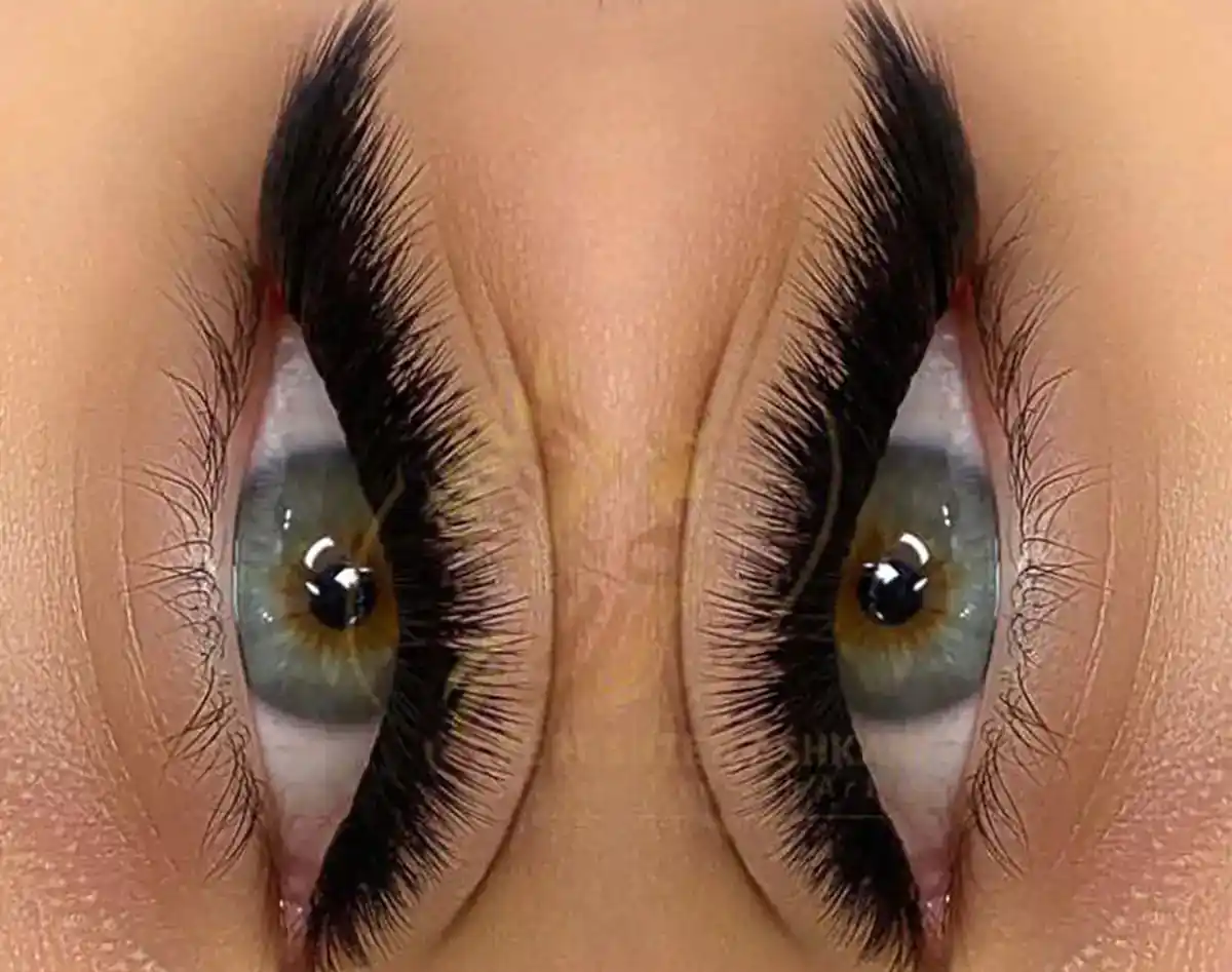 مژه خط چشمی اسپایکی
مژه خط چشمی والیوم
مژه اسپایکی
مژه کلاسیک
مژه روباهی
اکستنشن مژه