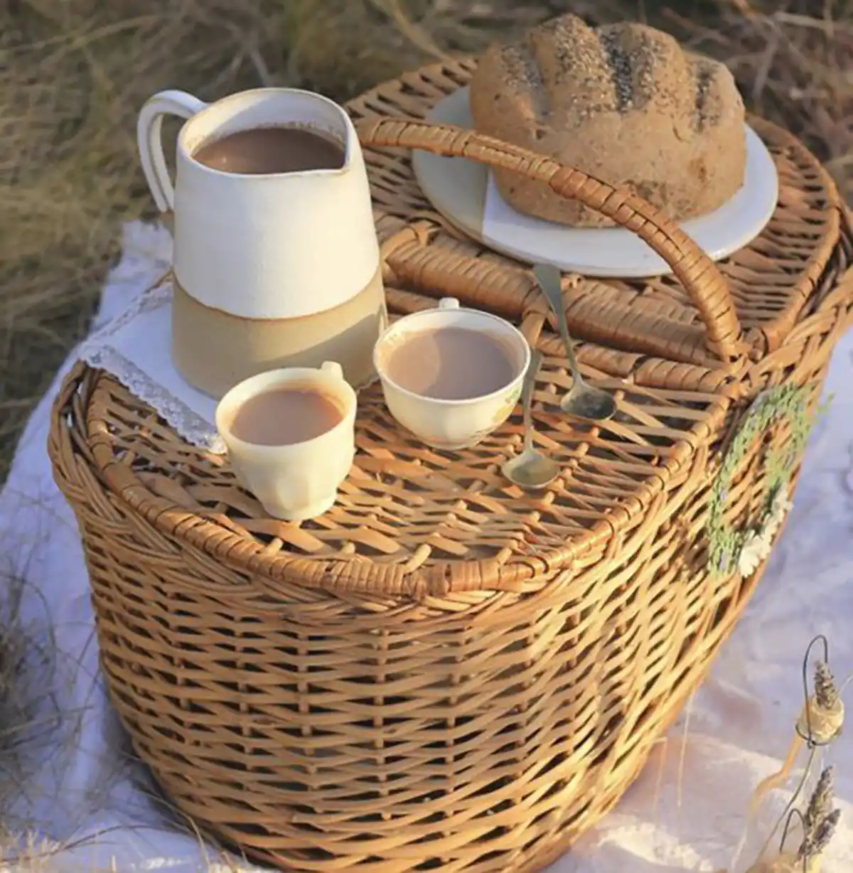سبد حصیری پیک نیک دیجی کالا
سبد پیک نیک
