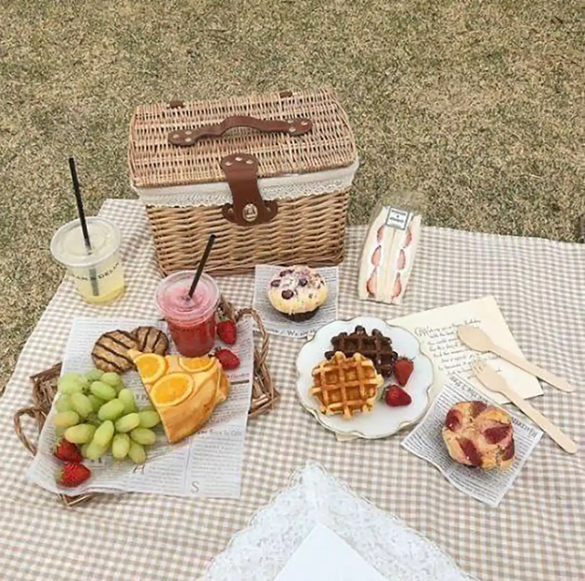 سبد حصیری پیک نیک دیجی کالا
سبد پیک نیک
