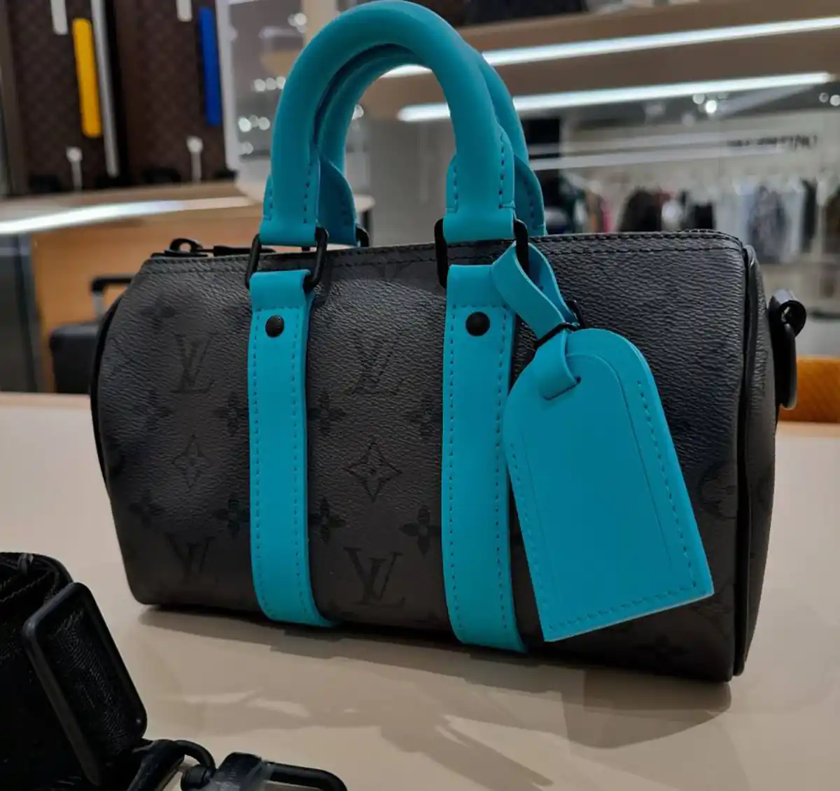 کیف مسافرتی زنانه دیجی کالا
کیف مسافرتی زنانه کوچک
کیف مسافرتی زنانه بزرگ
ساک دستی مسافرتی پارچه ای
چمدان مسافرتی دخترانه شیک
کیف مسافرتی سه تیکه
ساک دستی مسافرتی مردانه
چمدان مسافرتی کوچک
