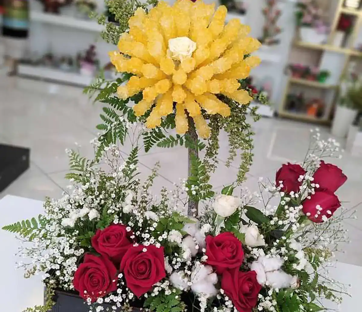 تزیین شاخه نبات هدیه ای
تزیین شاخه نبات با تور
تزیین شاخه نبات داماد
تزیین نبات بله برون
تزیین نبات شاخه ای در ظرف
تزیین نبات در سینی
