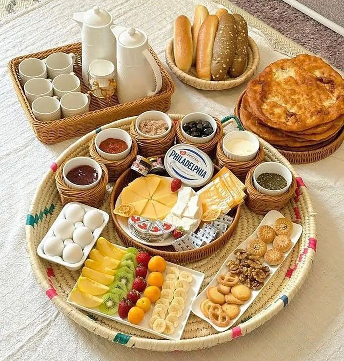میز صبحانه ساده و شیک سفره صبحانه شیک تزیین صبحانه سلامت برای مدرسه عکس میز صبحانه ساده عکس میز صبحانه لاکچری میز صبحانه مهمانی عکس سفره صبحانه قدیمی چیدمان میز صبحانه ساده