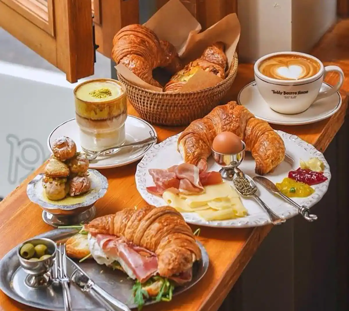 لیست صبحانه برای یک هفته
صبحانه سالم برای مدرسه
لیست صبحانه سالم
صبحانه لاکچری
صبحانه چی درست کنم
انواع صبحانه خارجی
