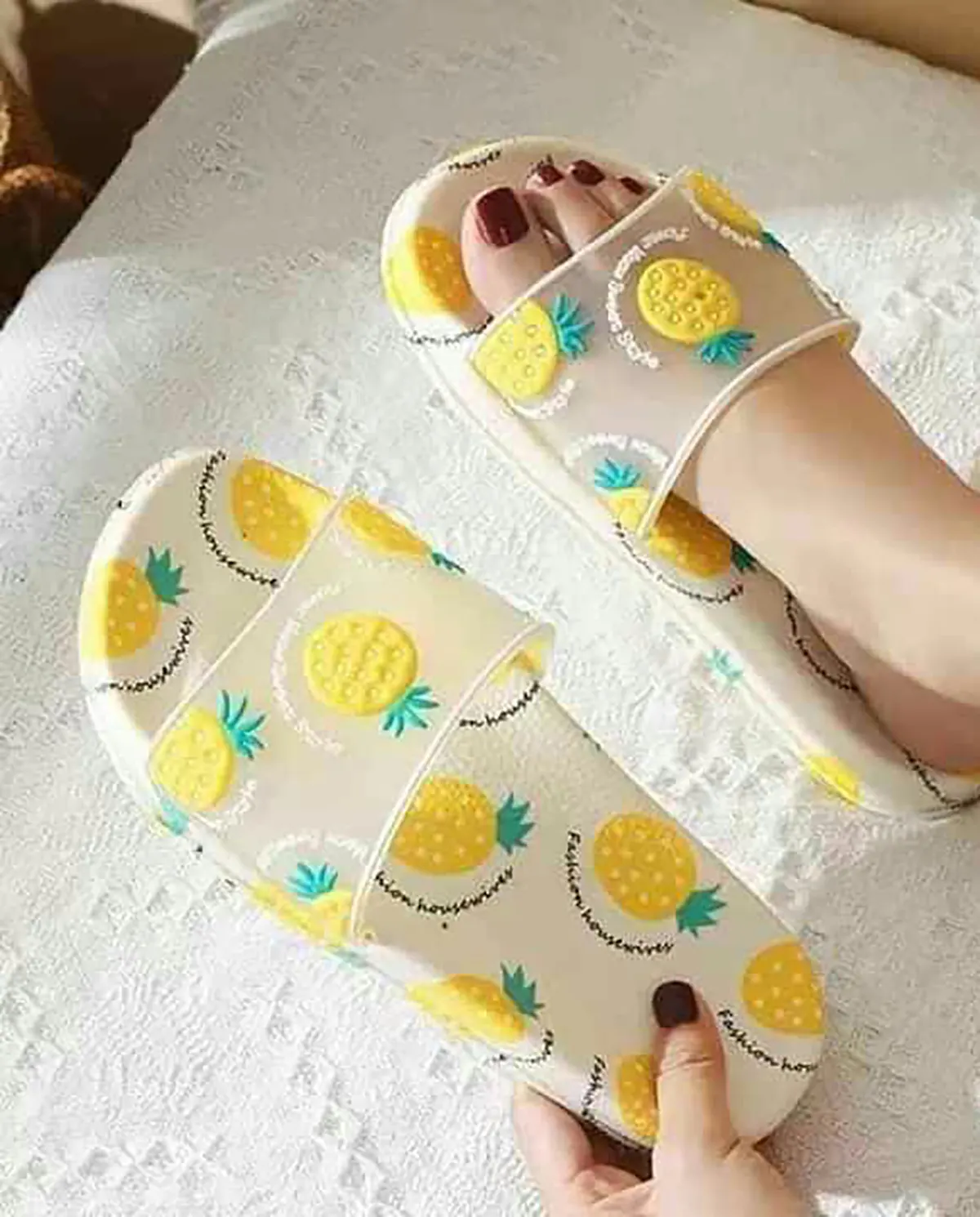 دمپایی پلاستیکی