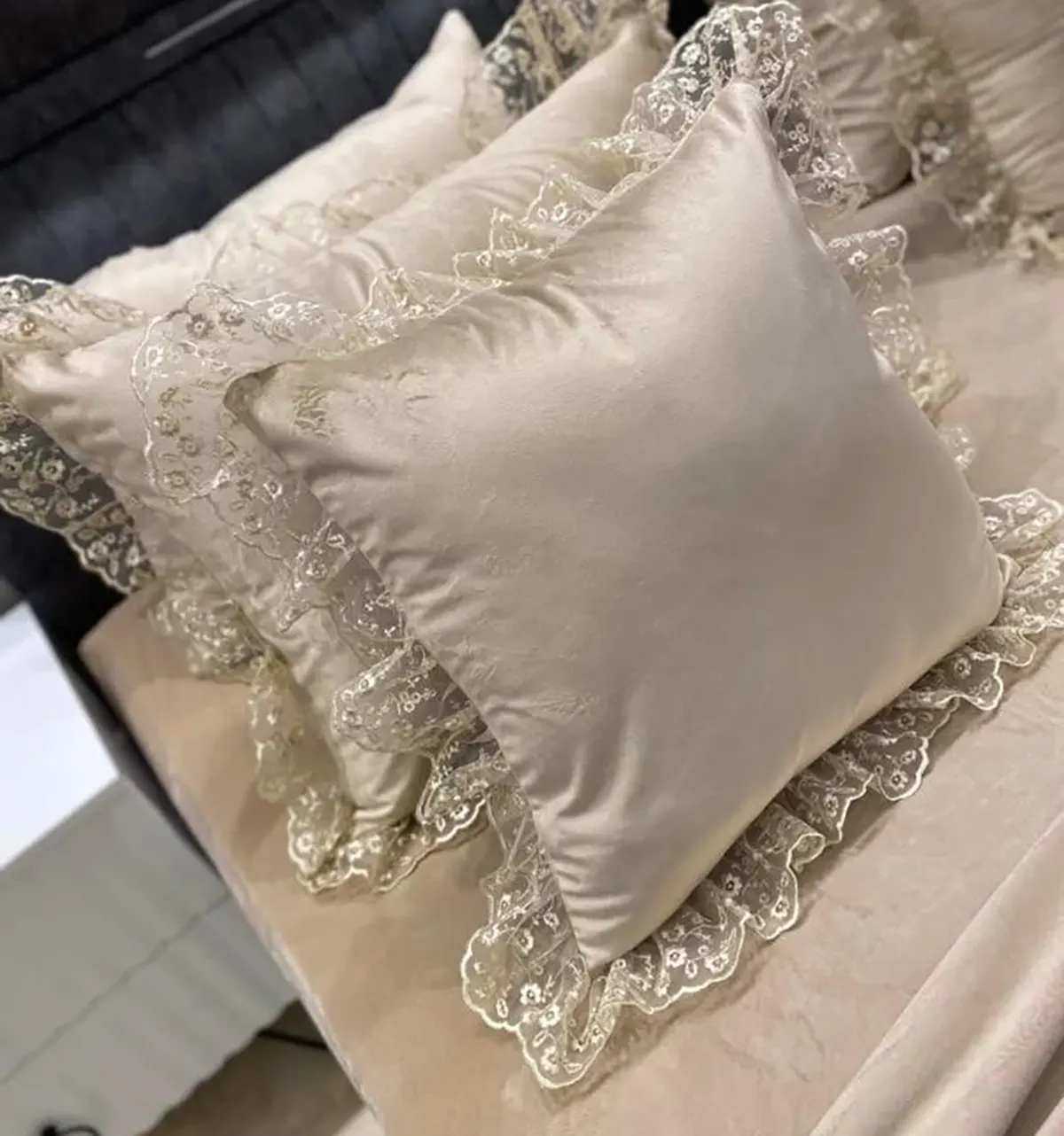 مدل کوسن و مبلی