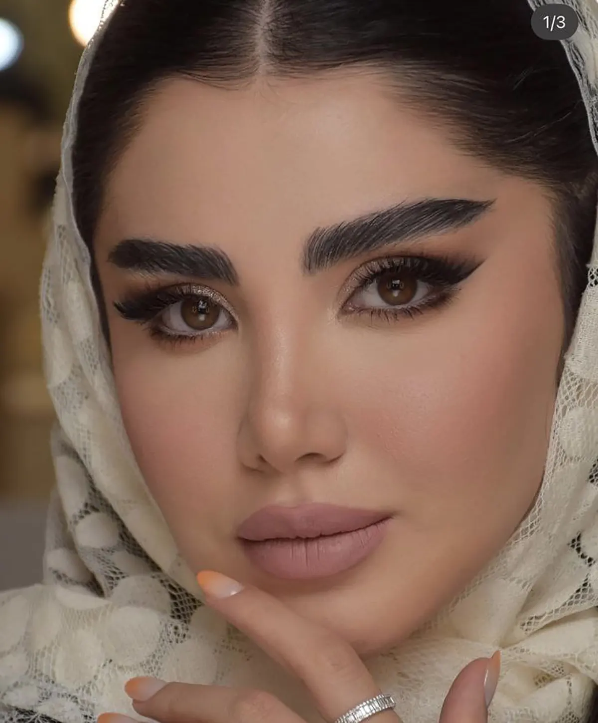 آرایش ساده دخترانه
آرایش دخترانه ساده و شیک برای عروسی
میکاپ دخترانه برای عروسی
میکاپ اسموکی
ارایش صورت خیلی ساده و شیک
آرایش لایت دخترانه