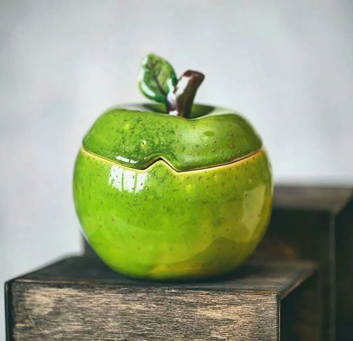 ظروف میوه ای در دار