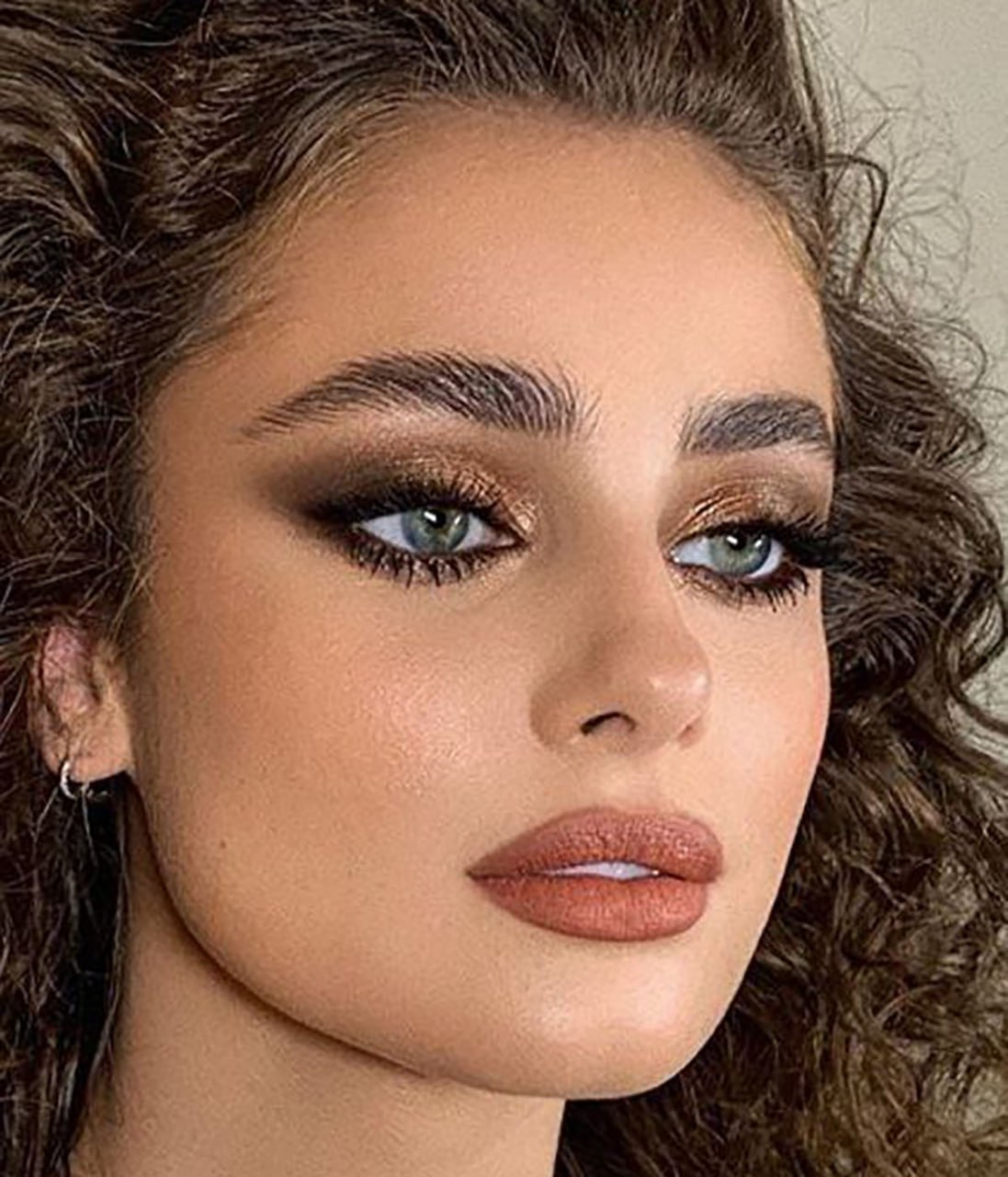 ارایش چشم قهوه ای 
