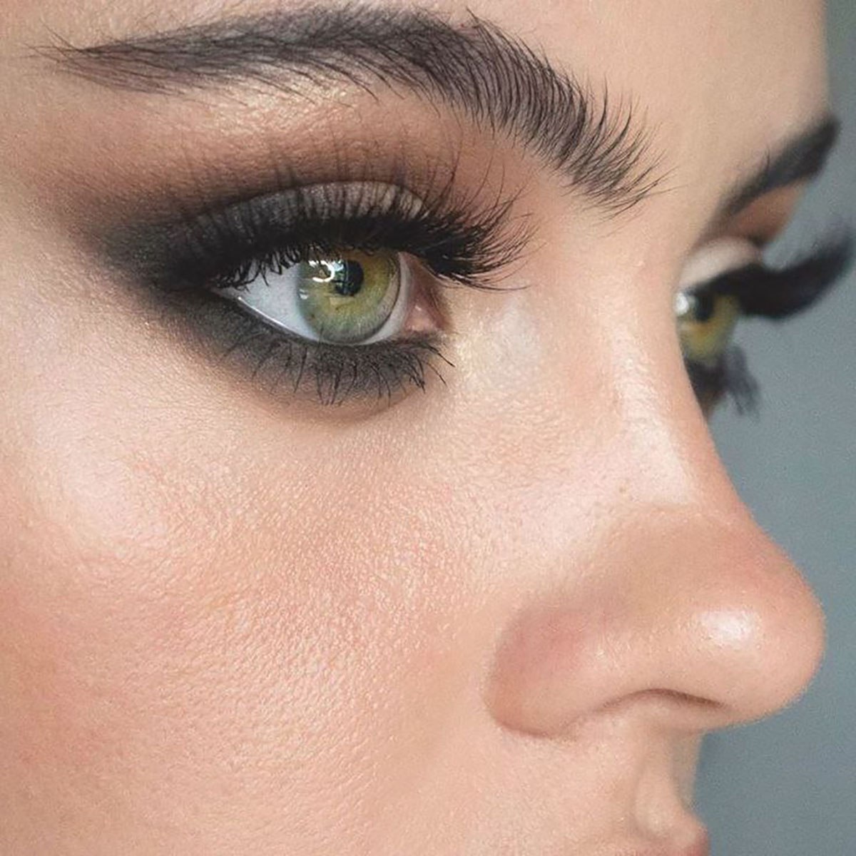 آرایش چشم قهوه ای ساده 