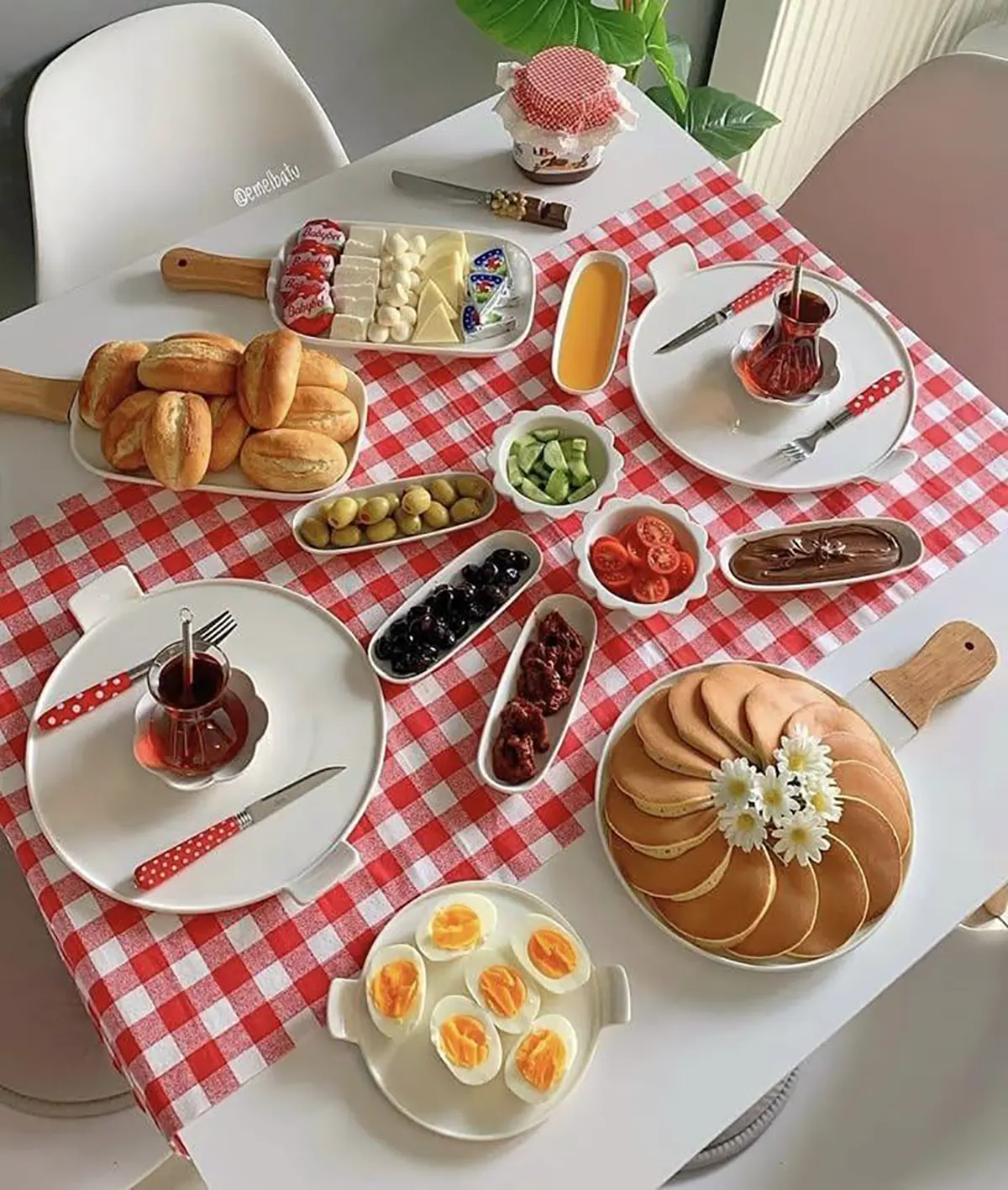 عکس میز صبحانه لاکچری
