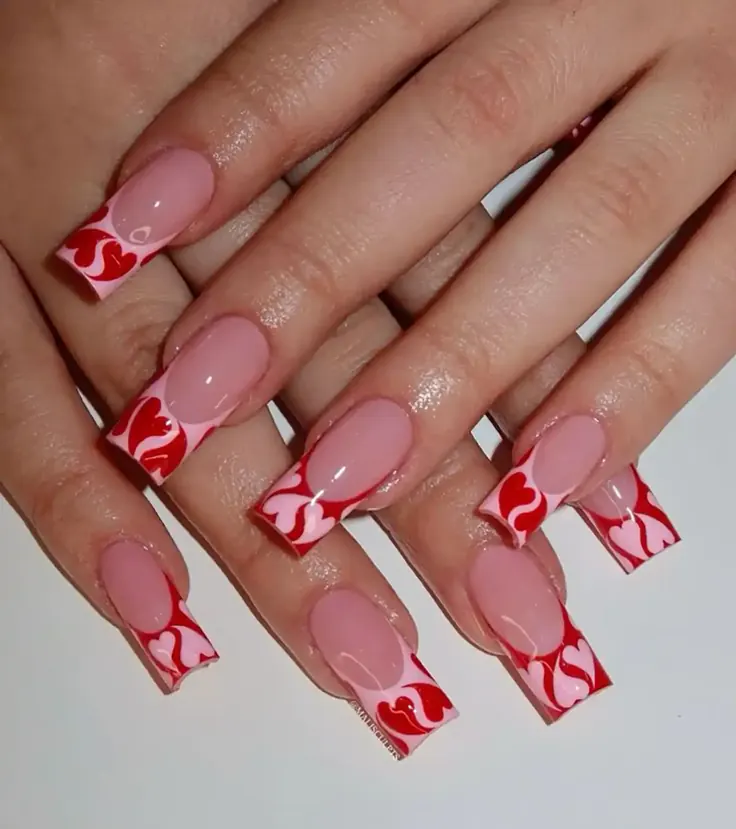 فرنچ رنگی با نوک طرح قلب سرخابی